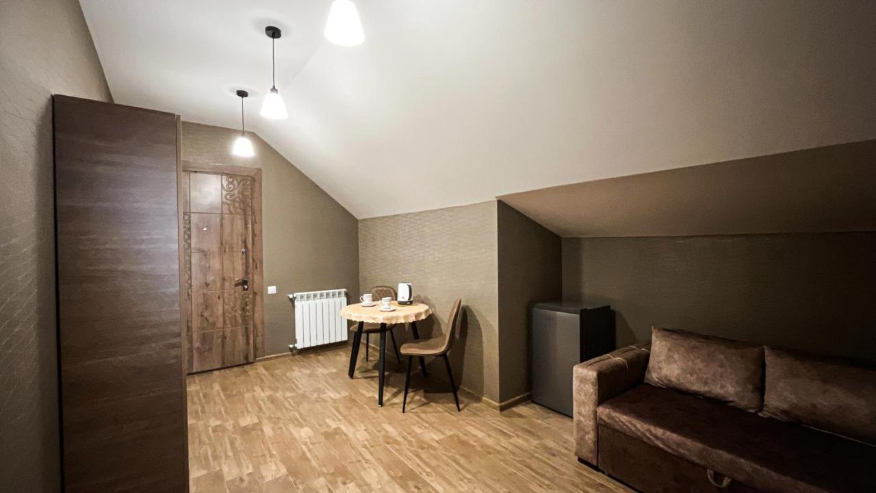 Dani Lux Apartman Bakuriani Szoba fotó